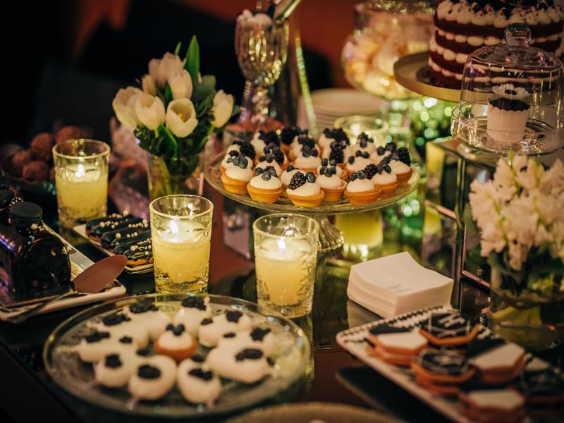 A modern wedding in black and white · Γάμος στο Ίδρυμα Σταύρος Νιάρχος 7