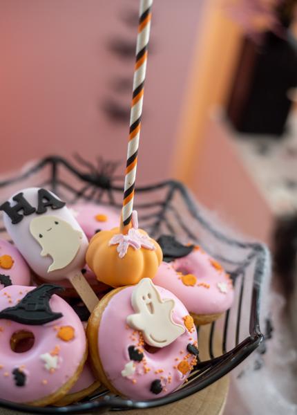 Ultra chic Halloween party 7