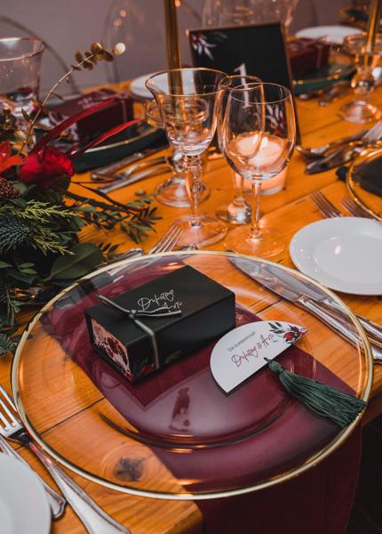 Extravaganza red wedding · Γάμος σε κόκκινο 8