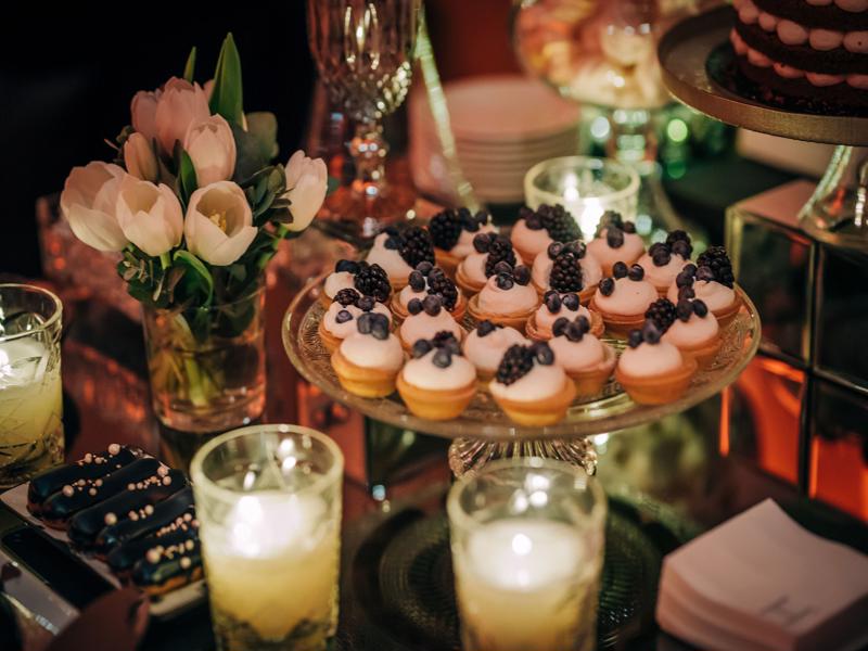 A modern wedding in black and white · Γάμος στο Ίδρυμα Σταύρος Νιάρχος 8