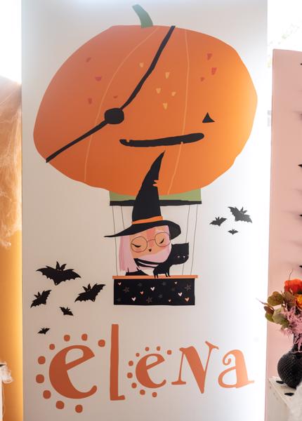 Ultra chic Halloween party 8